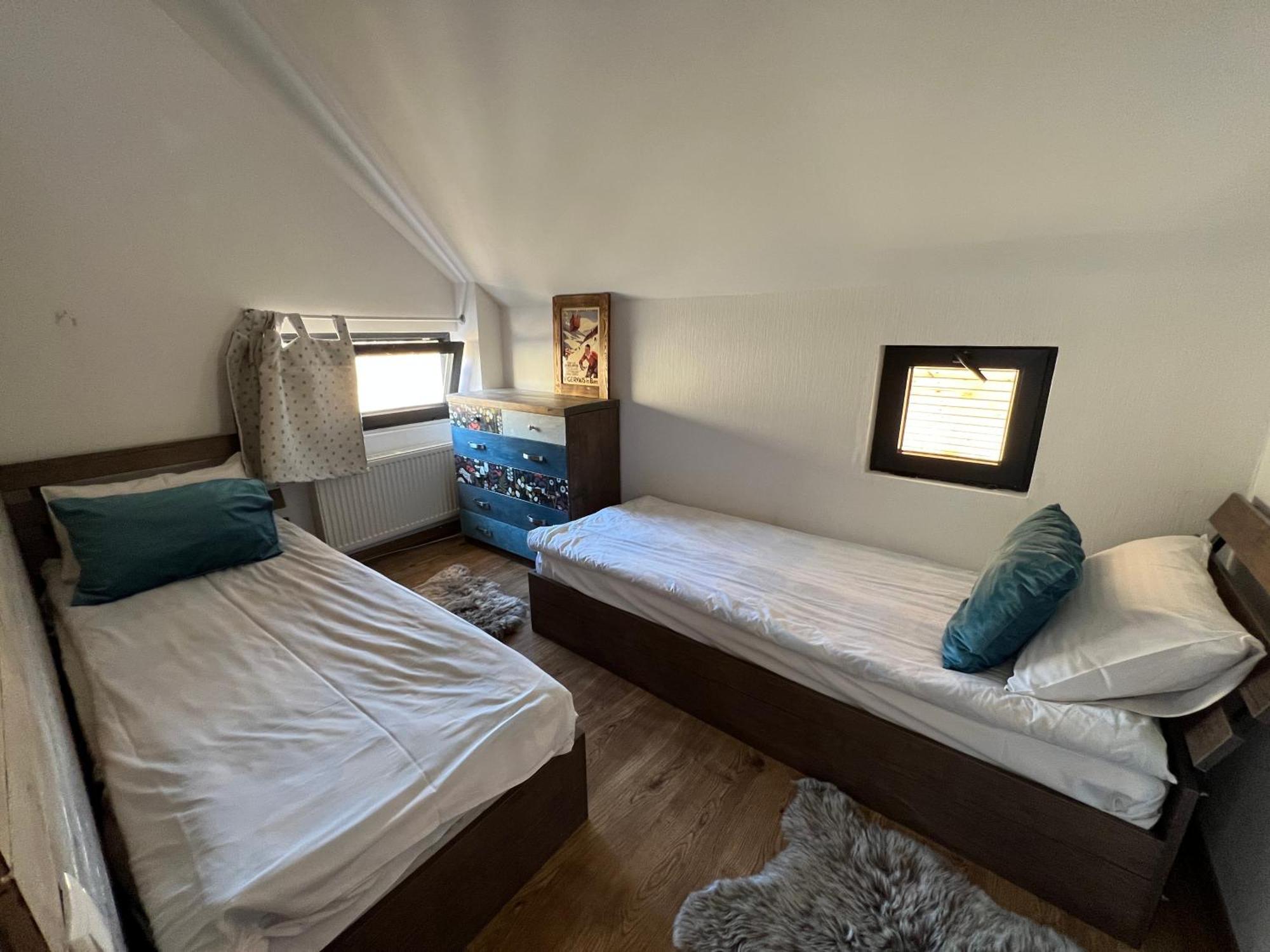 Mountain Cricket Chalets And Apartments Gudauri Phòng bức ảnh