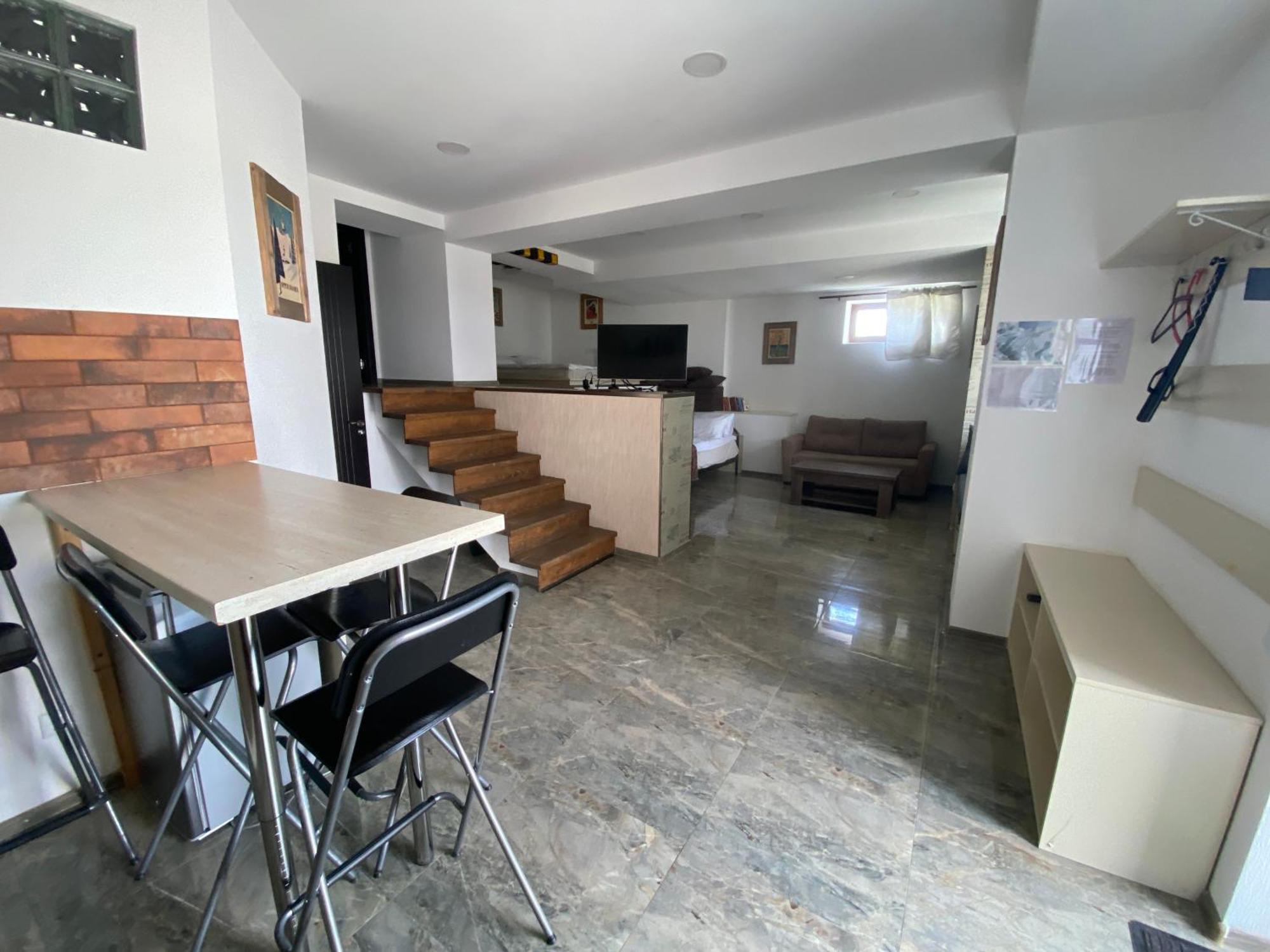 Mountain Cricket Chalets And Apartments Gudauri Phòng bức ảnh